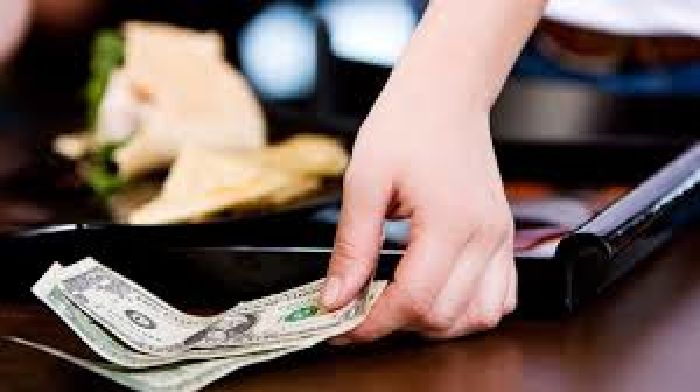 Tiền tip