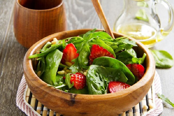Cải bó xôi giúp chống viêm hiệu quả