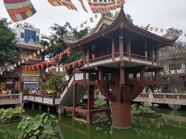 Chùa Nam Thiên đệ nhất trụ