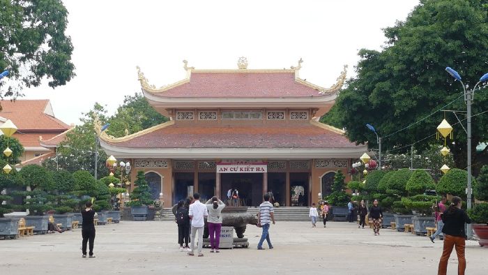 Chùa Hoằng Pháp
