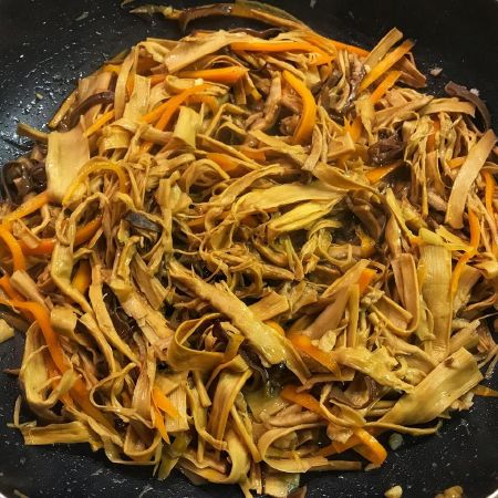 Miến xào măng khô
