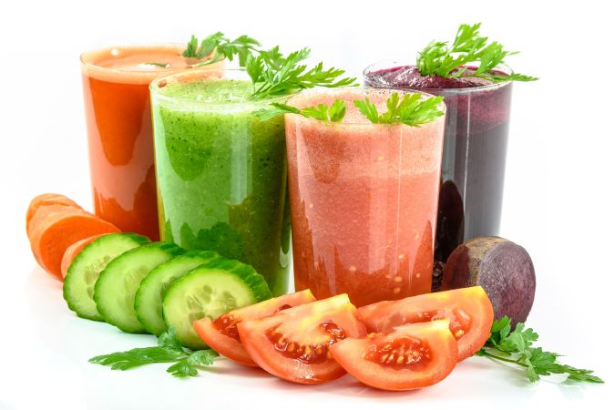 Nước ép cà chua, dưa chuột