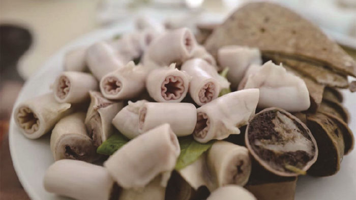 Quán Tiết Nóng, Lòng Dồi Tiết Canh