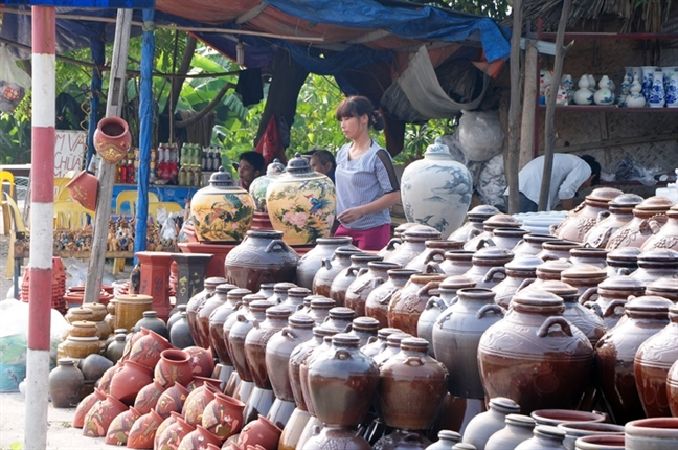 Làng gốm Hương Canh