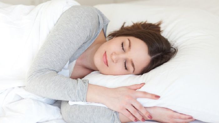 Nên ngủ ít nhất 7 giờ một đêm