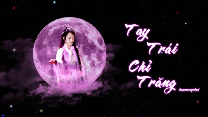 Tay trái chỉ trăng