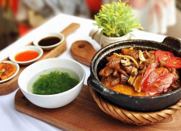 Cơm Niêu Hoa Gạo
