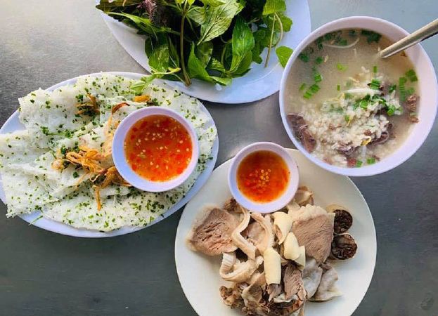 Cháo lòng chợ Bến Thành
