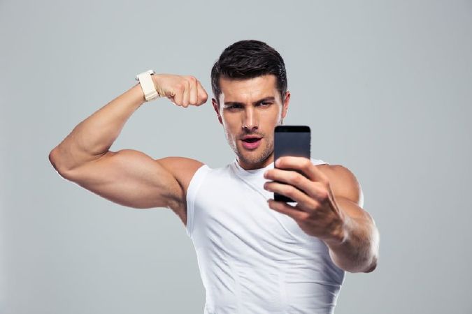 Đột nhiên yêu bản thân thái quá