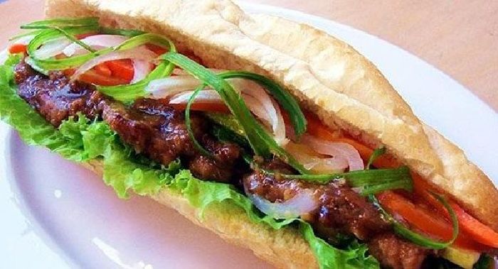 Bánh mì thịt nướng