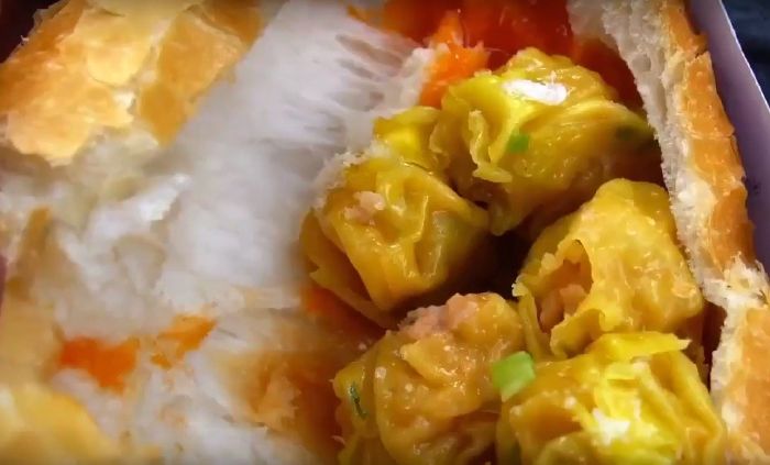 Bánh mì xíu mại khô