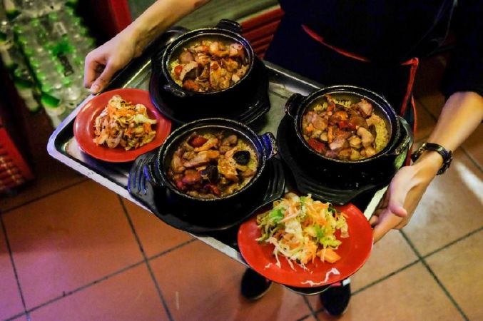 Cơm niêu Hải Sư