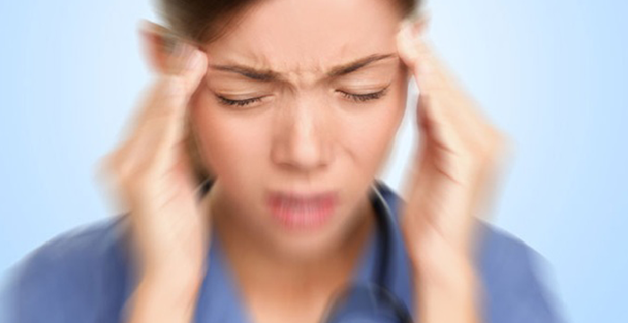 Người hay chóng mặt mất cảm giác thăng bằng