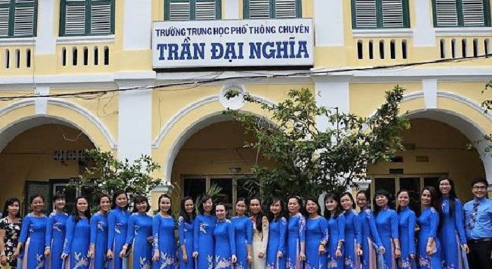Trường THPT chuyên Trần Đại Nghĩa