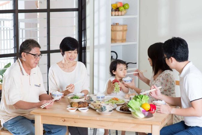 Hắt hơi một cách vô ý tứ