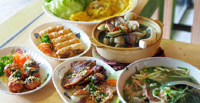 Nhà hàng Phố Núi