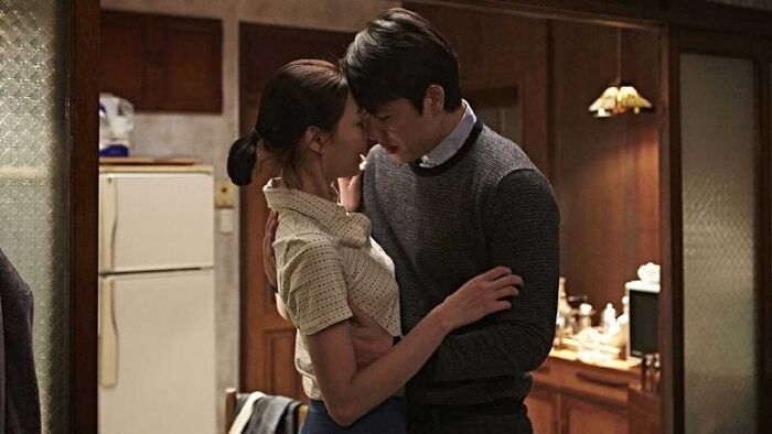 Má Hồng Thơ Ngây - Scarlet Innocence (2014)