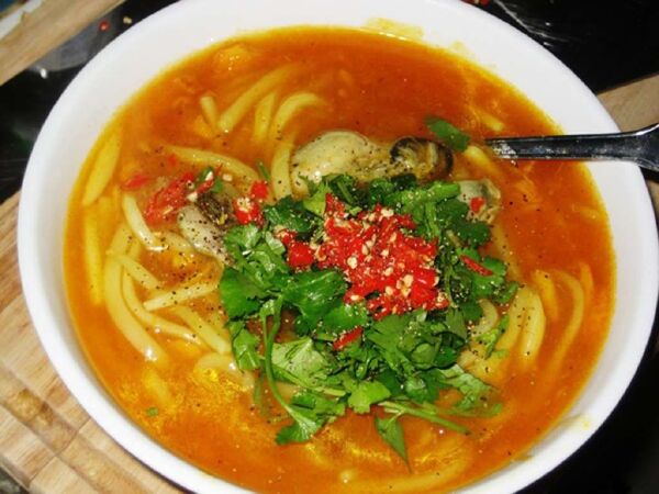 Bánh canh cá lóc Tú