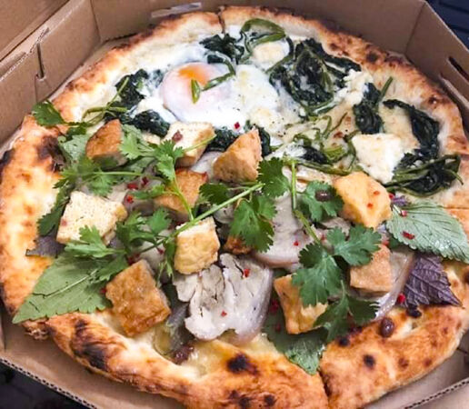 Pizza bún đậu mắm tôm