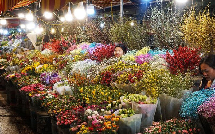 Chợ hoa Quảng Bá