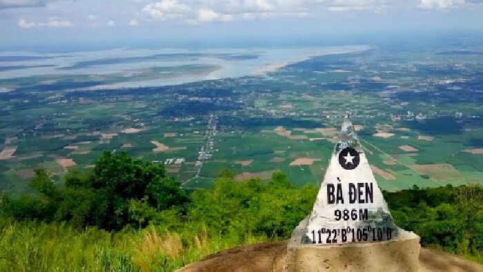 Núi Bà Đen