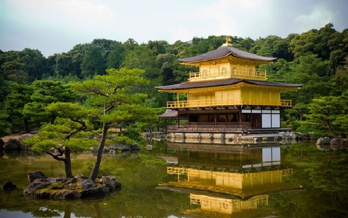 Chùa Kinkakuji (Kyoto):