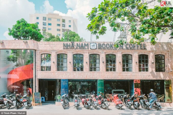 Nhã Nam Book N’ Coffee