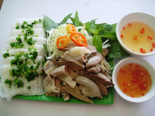 Bánh hỏi lòng heo Thủy Tiên