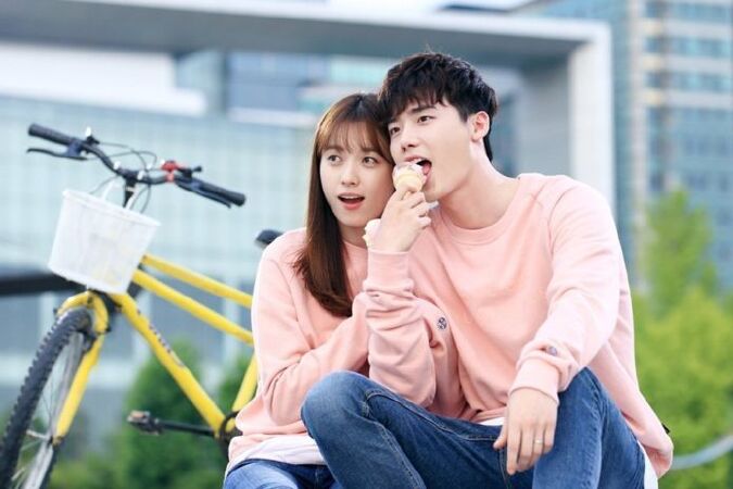 Lee Jong Suk – Han Hyo Joo