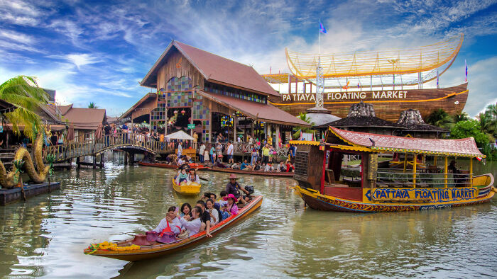 Chợ nổi Floating Market ở Bangkok