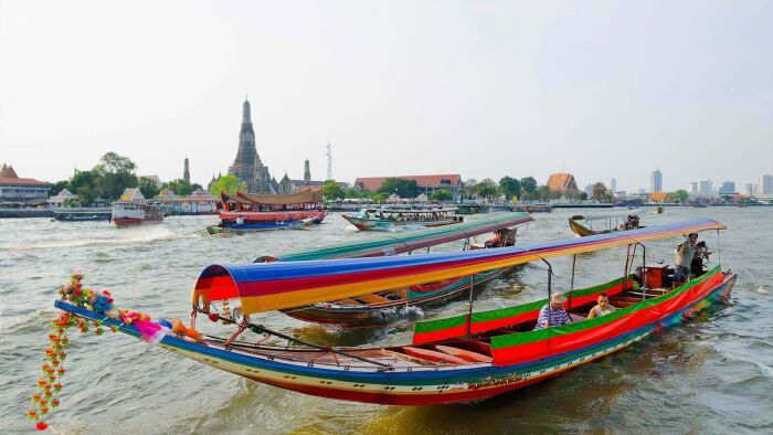 Dạo thuyền trên sông Chao Phraya