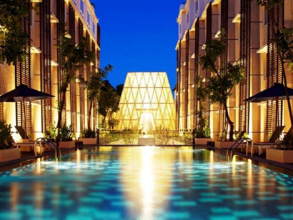 Khách sạn Ananta Legian