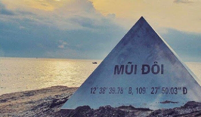 Mũi Đôi