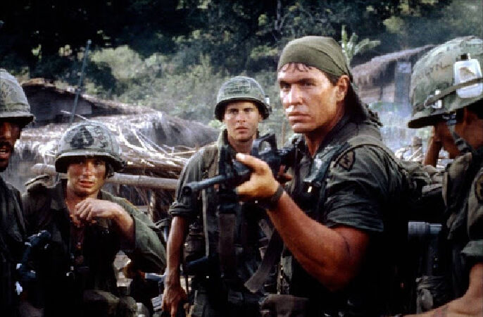 PLATOON – TRUNG ĐỘI (1986)