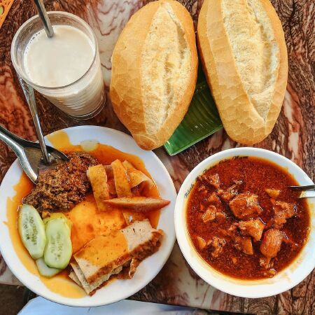 Bánh mì sốt vang Hàng Bông