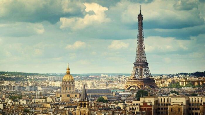 PARIS, PHÁP