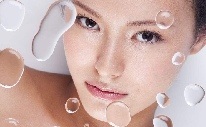 Dưỡng ẩm, tăng cường sản xuất collagen