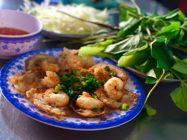 Thuỳ Lê