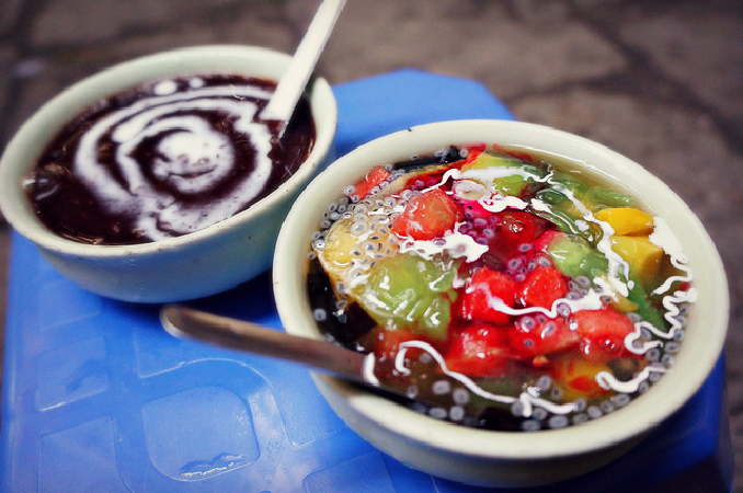 Quán chè Bobochacha ở Cửa Bắc