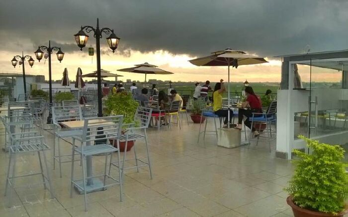 Cafe Sân Thượng N111