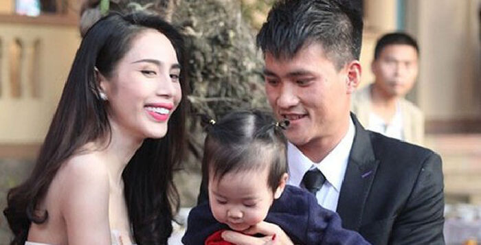 Gia đình Thủy Tiên - Công Vinh