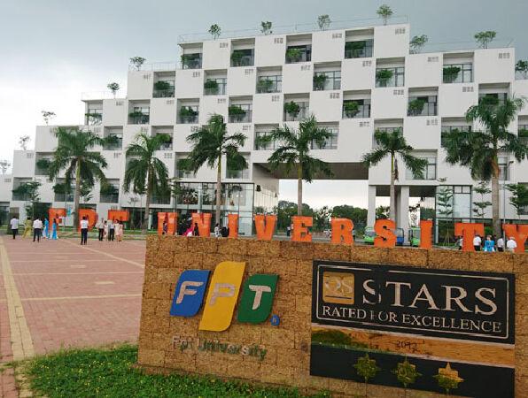 Trường Đại học FPT