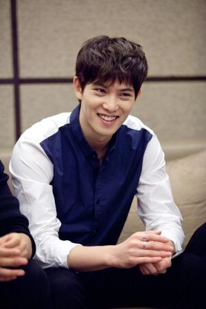 Lee Jonghyun (CNBlue)