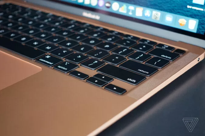 Touch pad thao tác dễ dàng