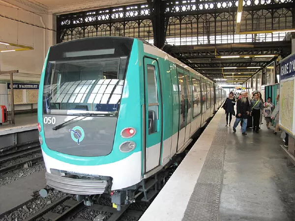 Hệ thống tàu điện ngầm Paris, Pháp