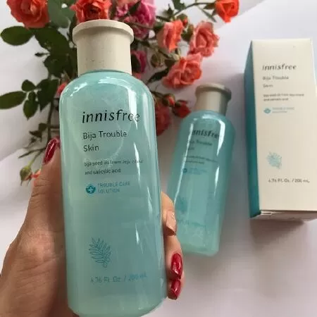 Nước hoa hồng Innisfree Bija Trouble Skin