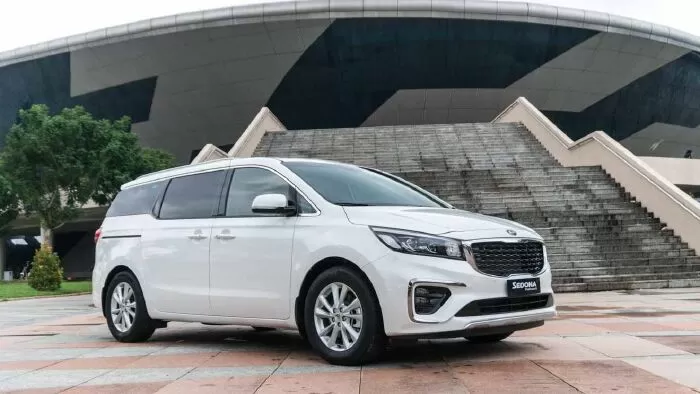 Xe Kia Sedona