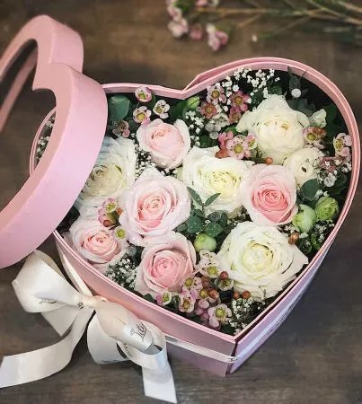 Liti Florist - Để hoa thay lời