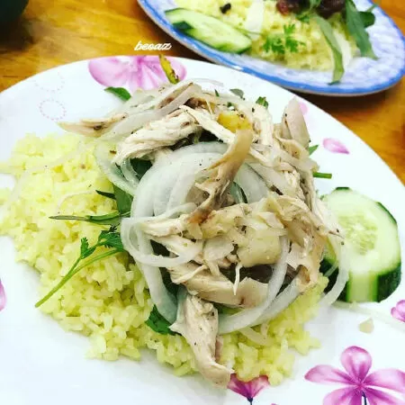 Nhung Cơm Gà