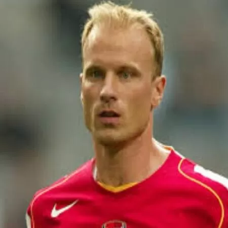 Dennis Bergkamp